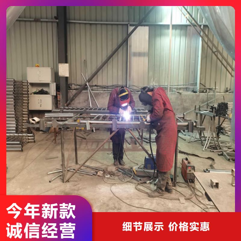 橋梁不銹鋼欄桿廠家新穎的設計