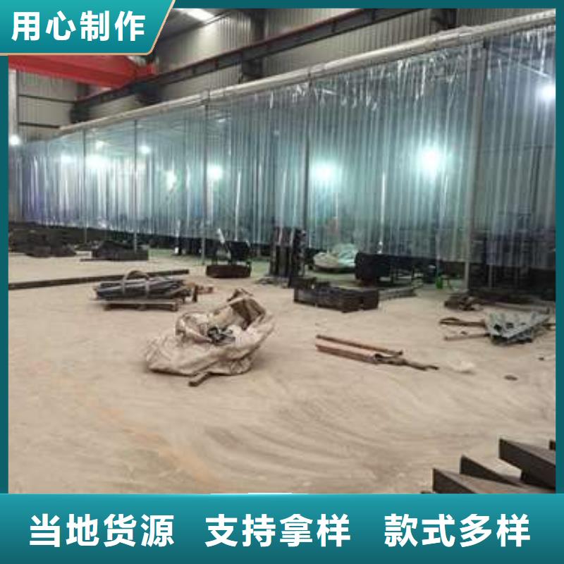 不銹鋼復(fù)合管護(hù)欄河道防撞欄桿廠家直銷大量現(xiàn)貨