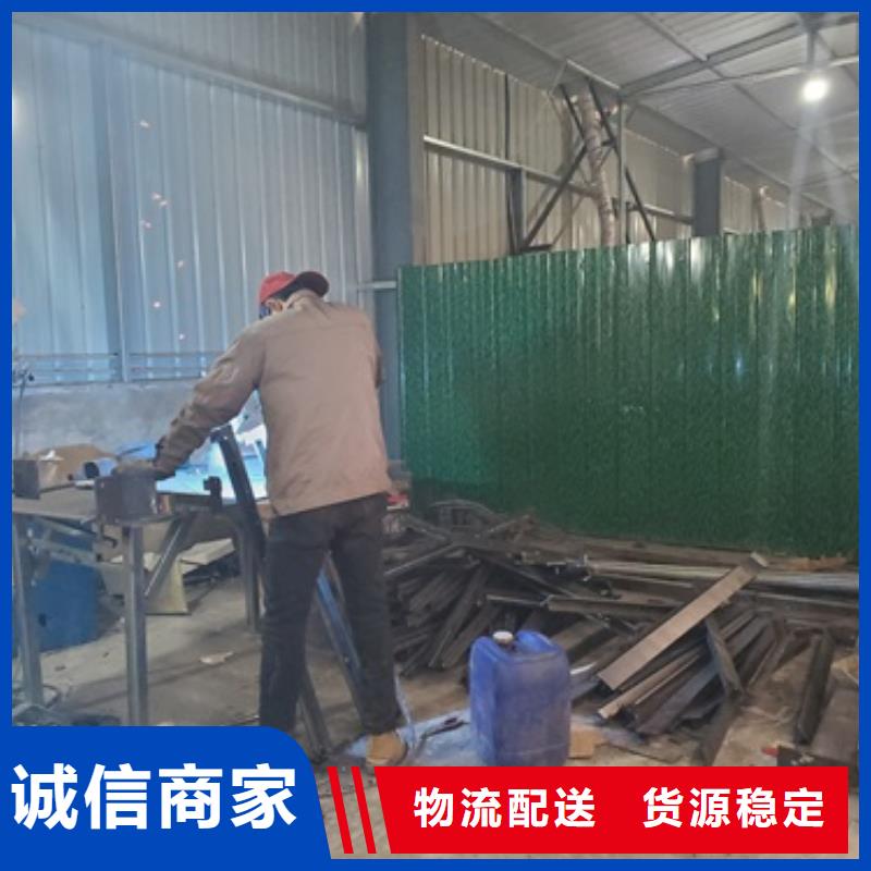 買不銹鋼復合管道路護欄必看-服務優