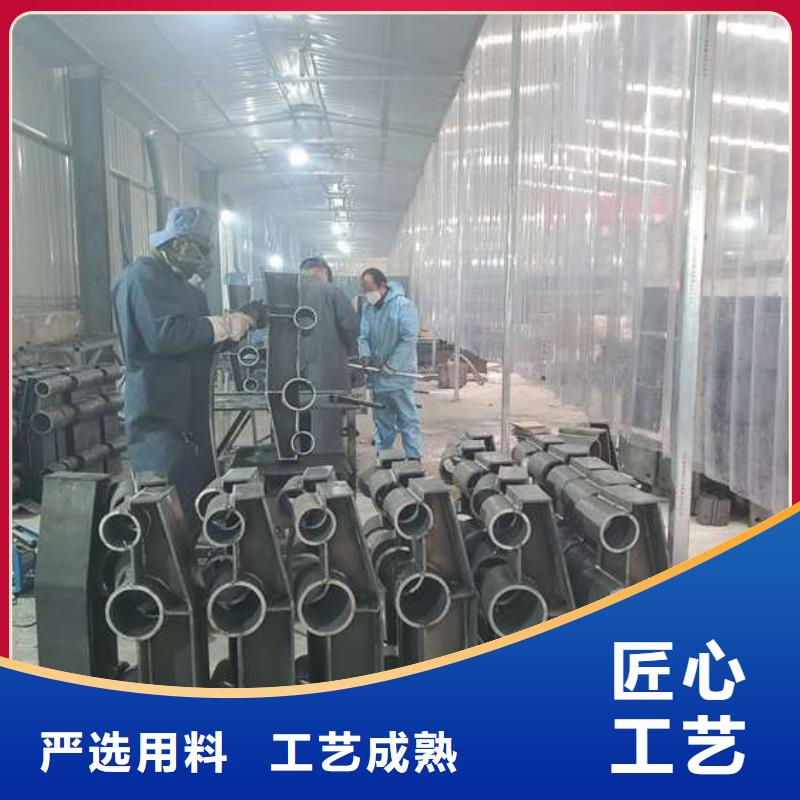防撞護欄鋼立柱實力廠家生產