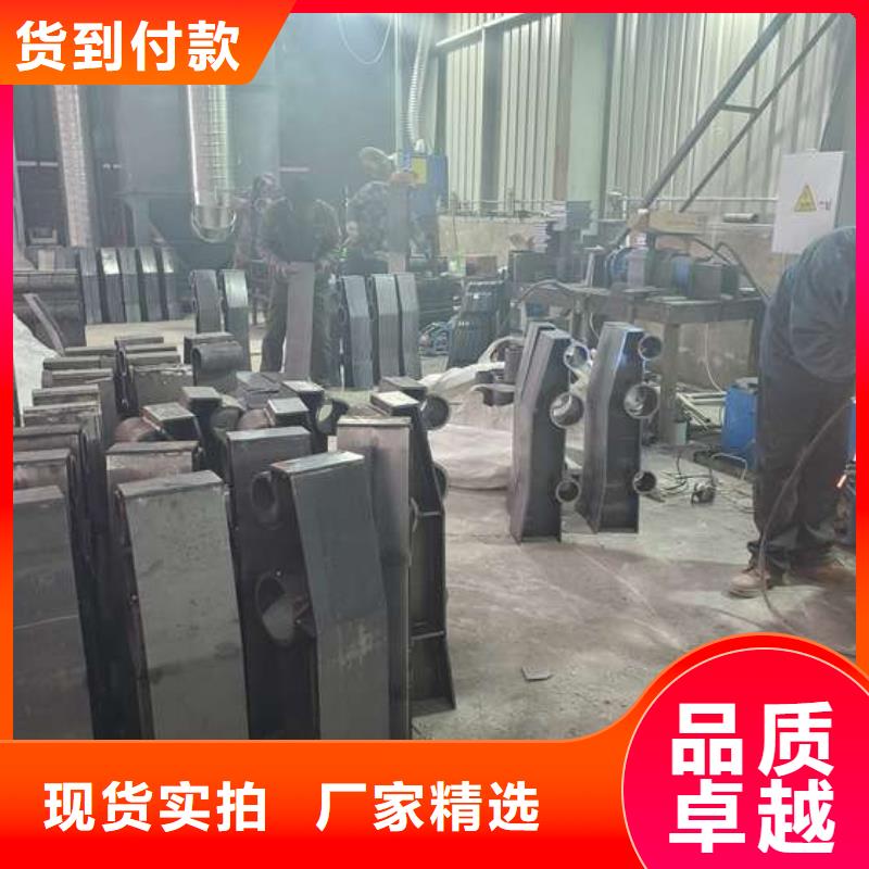 不銹鋼道路護欄安裝快捷