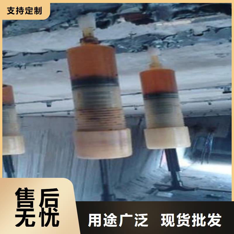 橋梁加固粘貼碳纖維布加固施工隊