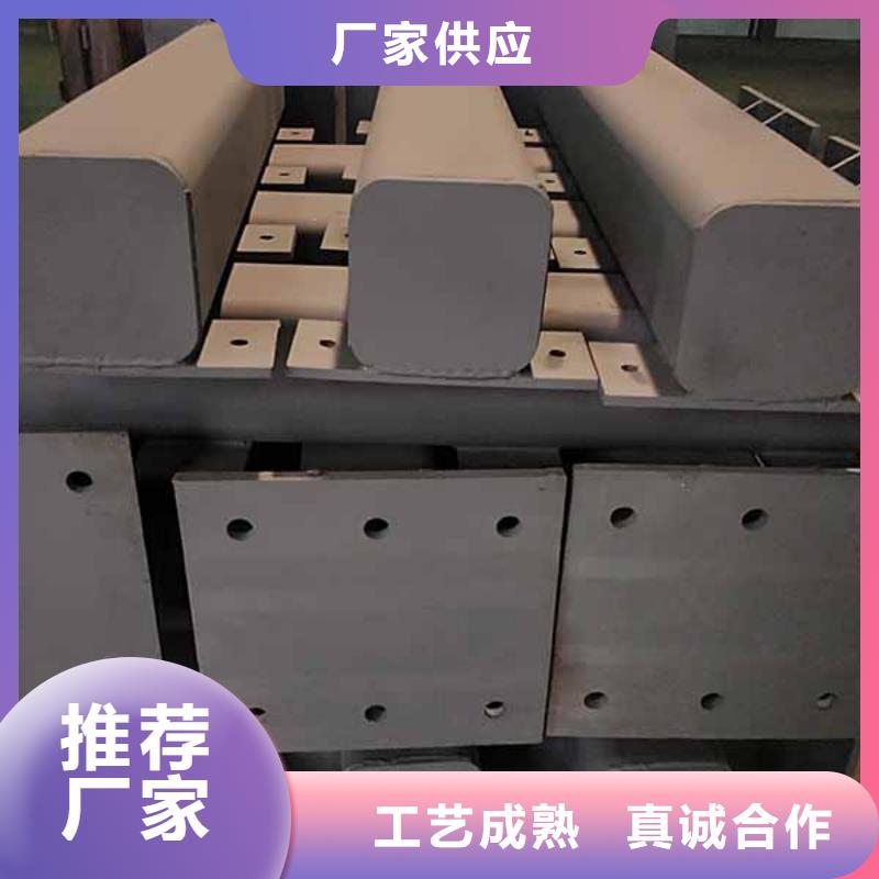 防撞護欄燈箱護欄精工制作