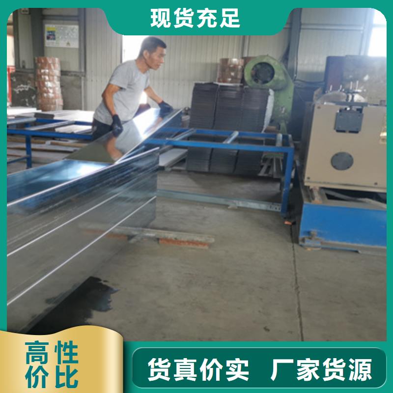 大跨距電纜橋架附近的工廠剛剛更新