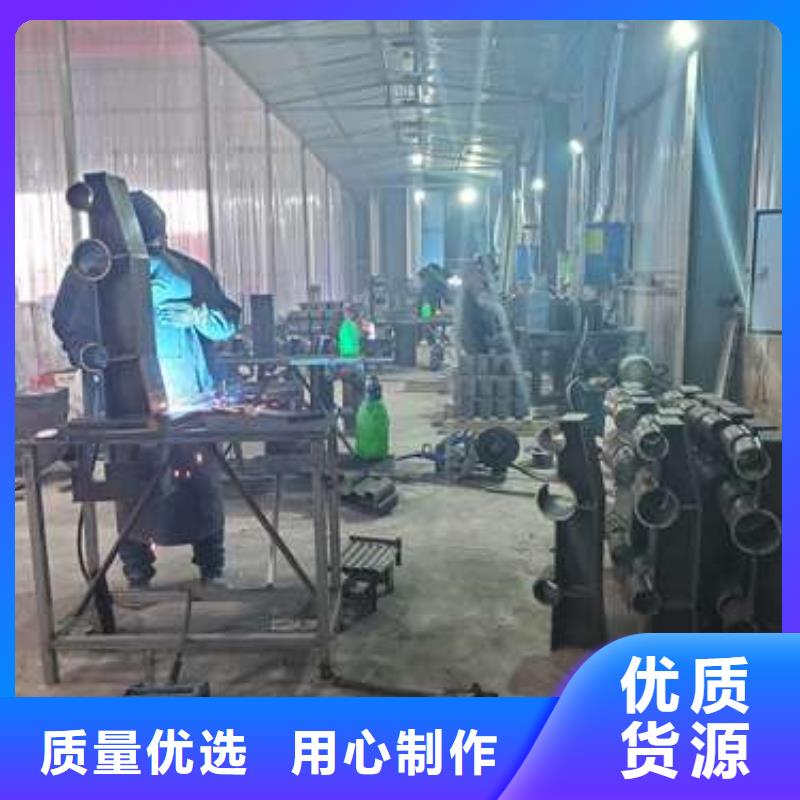 不銹鋼橋梁護(hù)欄特殊規(guī)格可定做