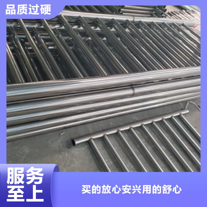 道路護欄欄桿樣式新穎