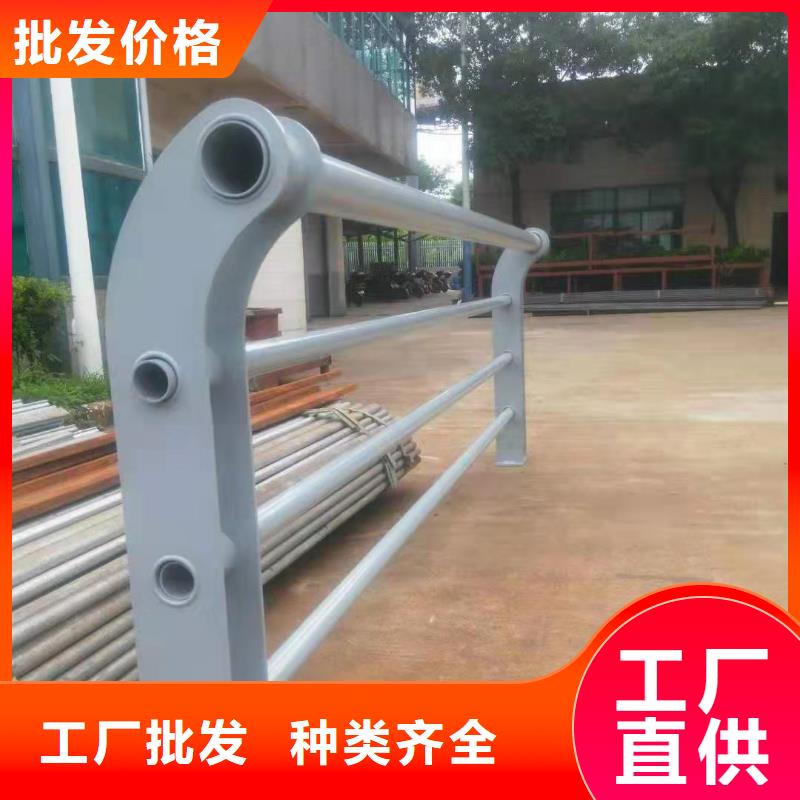 曲靖燈光護欄生產(chǎn)制造廠