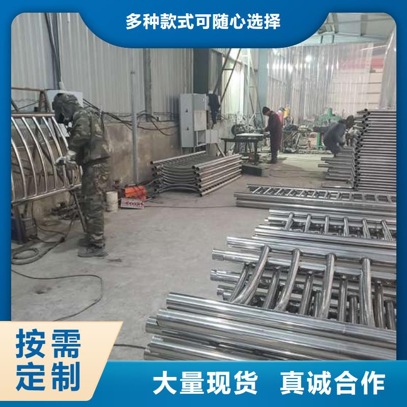 景觀燈光護欄廠家在什么位置