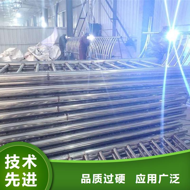 防撞鋼板立柱可按需定制