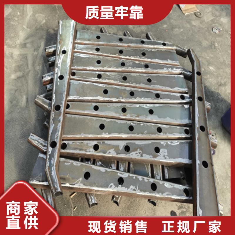 福州不銹鋼復(fù)合管道路護(hù)欄廠家直接聯(lián)系