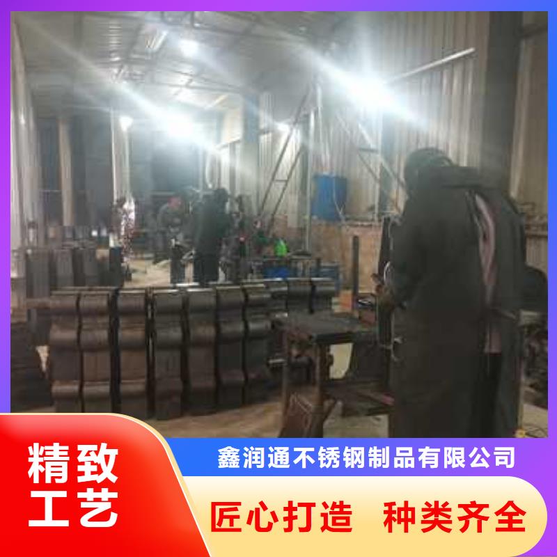 道路欄桿批發(fā)廠家
