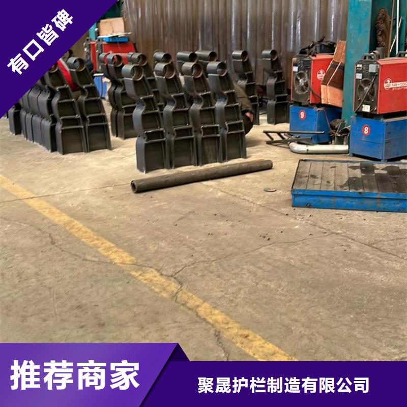 不銹鋼復(fù)合管隔離護(hù)欄圖片-廠家