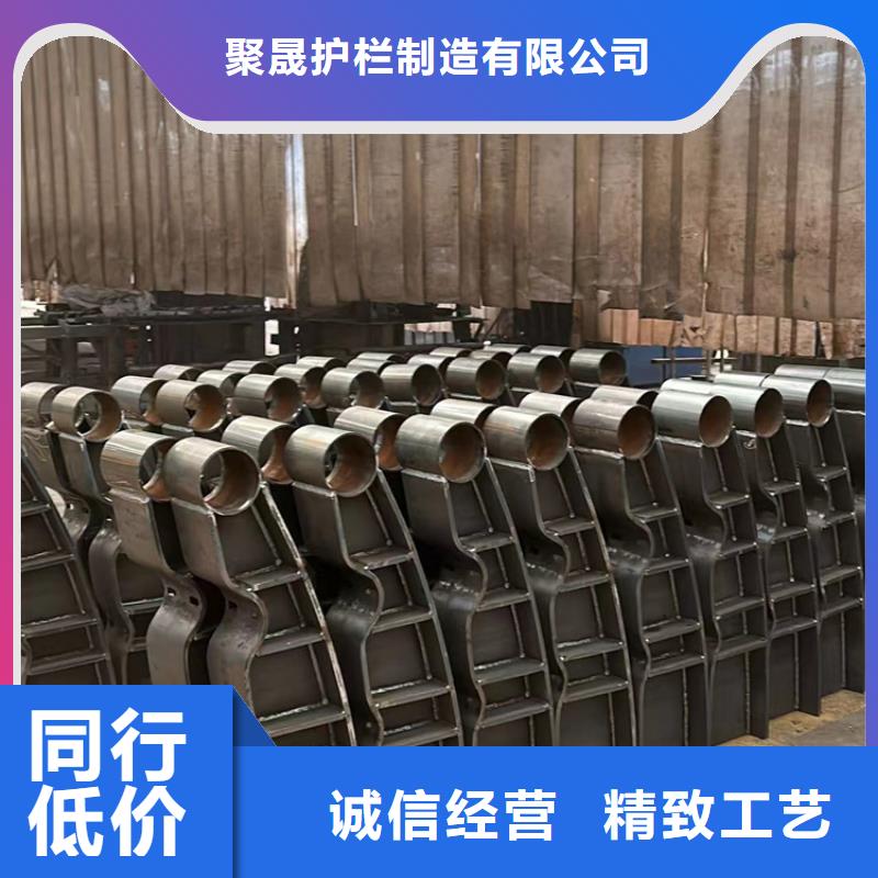 不銹鋼復(fù)合管護欄熱銷產(chǎn)品