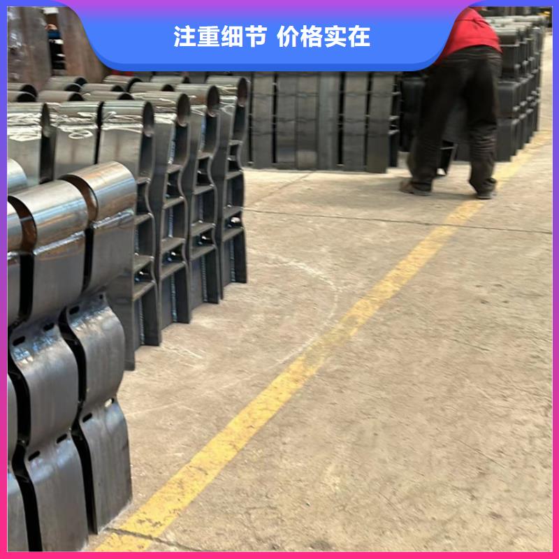 304不銹鋼橋梁護(hù)欄大型廠家