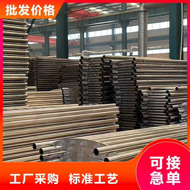 更多用户选择灯光护栏