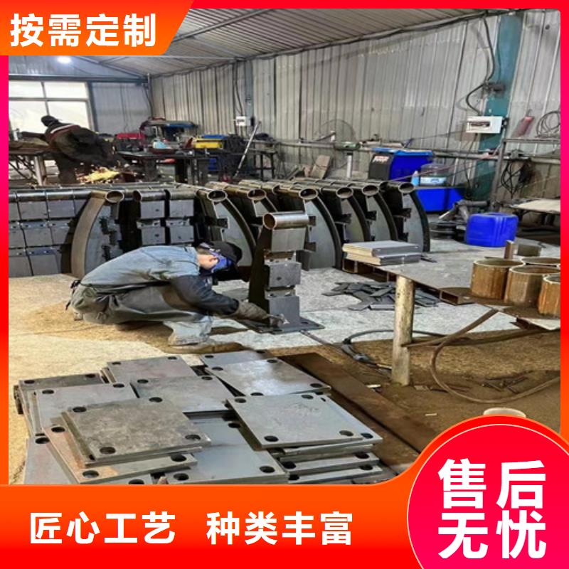  護(hù)欄多家倉庫發(fā)貨