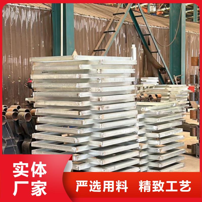 不銹鋼碳素鋼復合管橋梁護欄批發廠家價格優惠