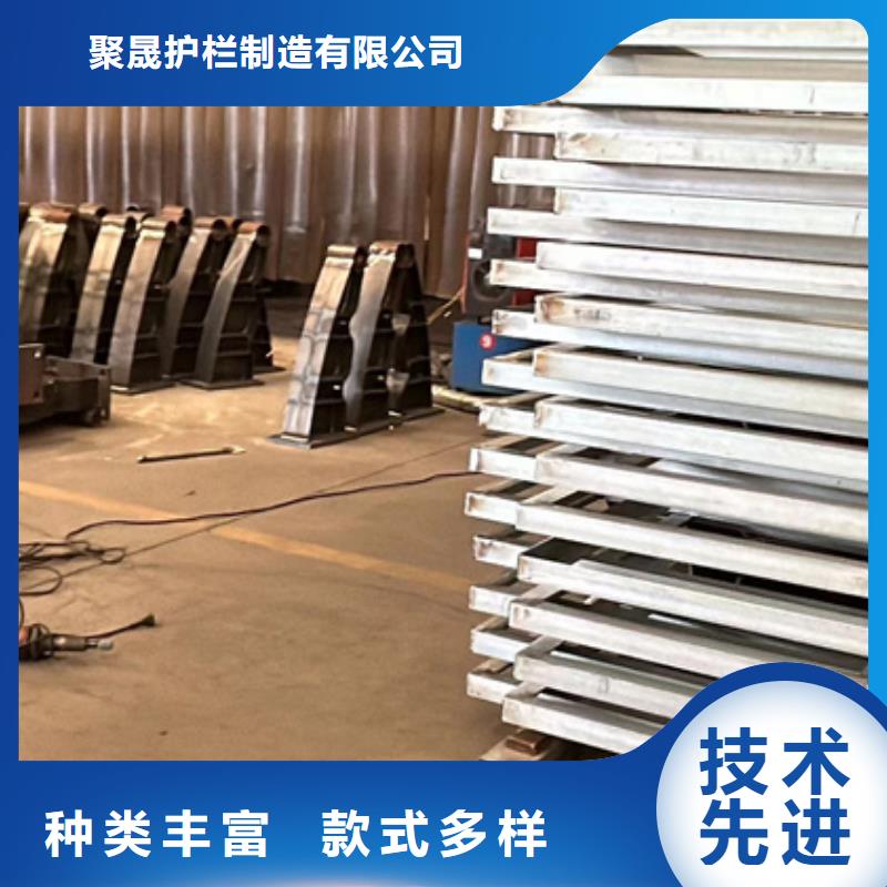 發貨及時的三橫梁防撞欄桿供貨商