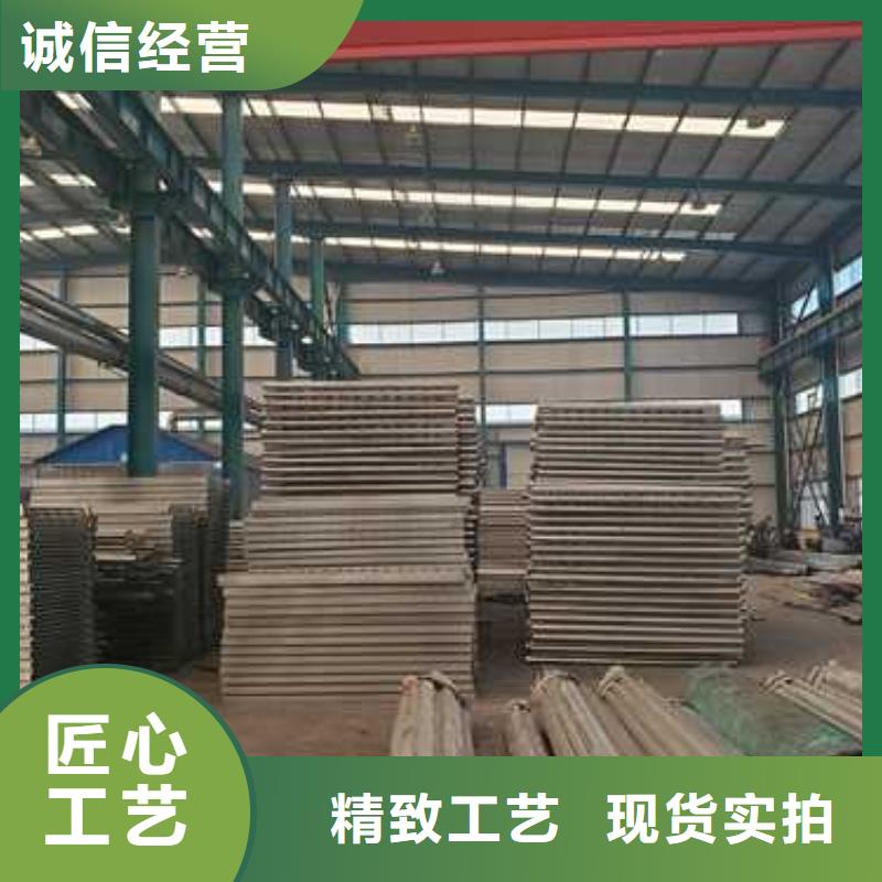 燈光防撞欄桿工廠貨源