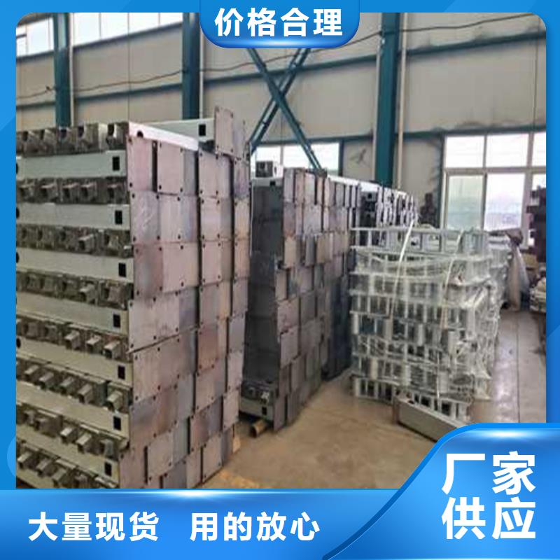 批发钢防撞护栏的厂家