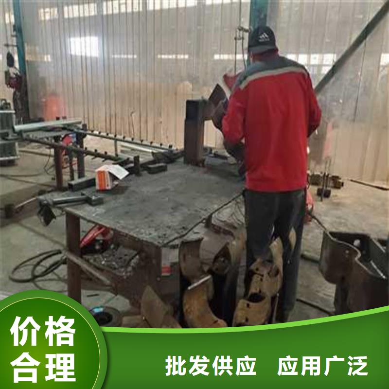 护栏1防撞护栏立柱货源稳定