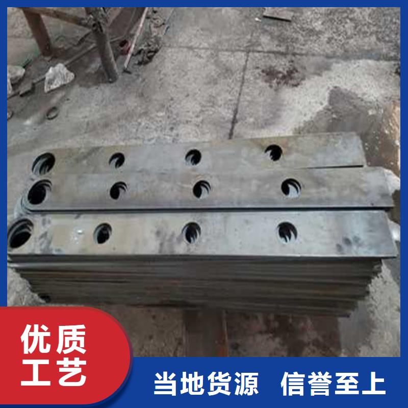 护栏1桥梁护栏厂畅销本地