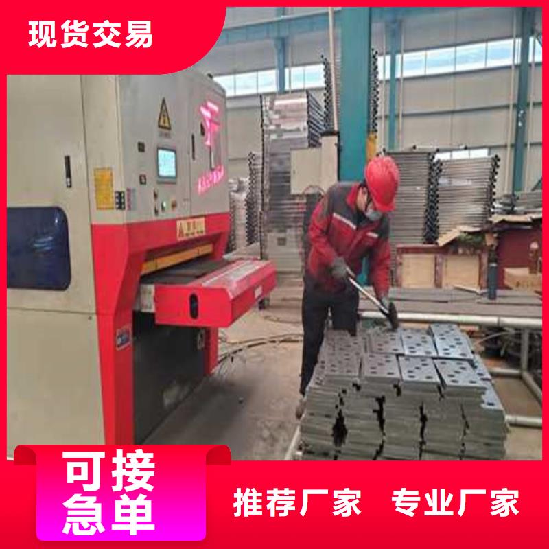 不銹鋼復合管河道護欄大廠質量可靠