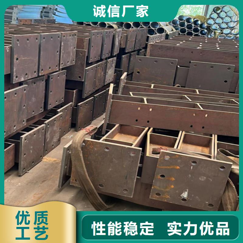 實力雄厚的201道路隔離護欄生產廠家