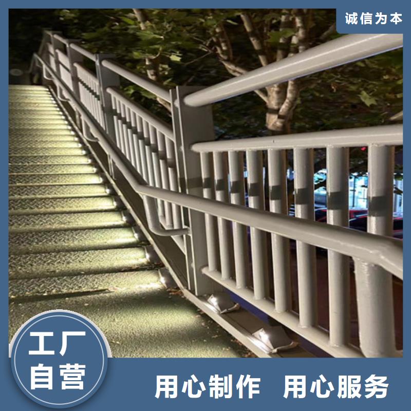 防撞護(hù)欄國(guó)道抗沖擊圍欄精心打造