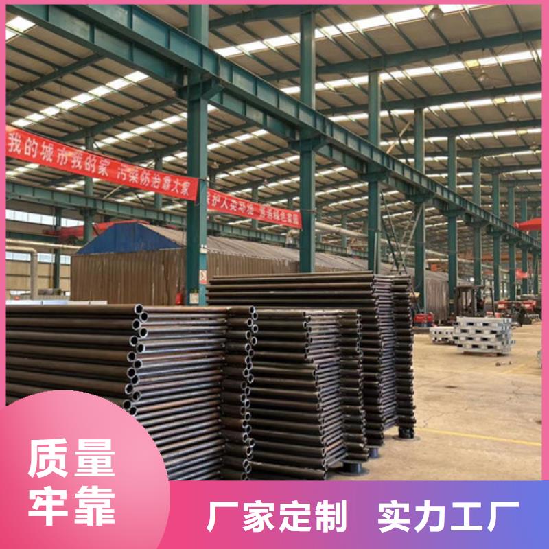 橋梁護(hù)欄廠家，現(xiàn)貨