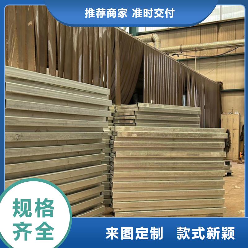 道路護(hù)欄市政道路防護(hù)欄價(jià)格合理
