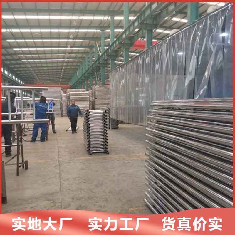 道路護(hù)欄市政道路防護(hù)欄實(shí)體誠(chéng)信經(jīng)營(yíng)