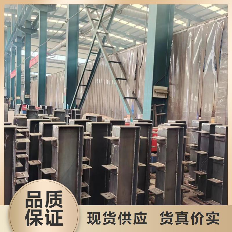 灯光护栏镀锌波形护栏每个细节都严格把关