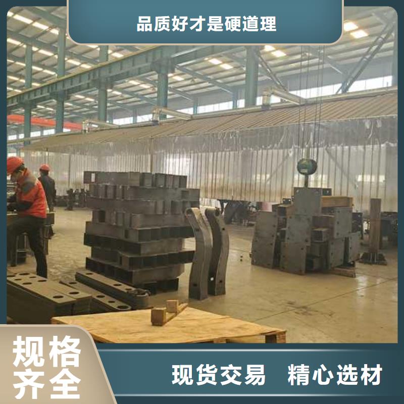 灯光护栏镀锌波形护栏每个细节都严格把关