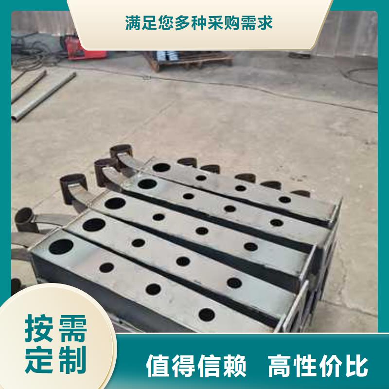 注重LED燈光護欄質量的廠家