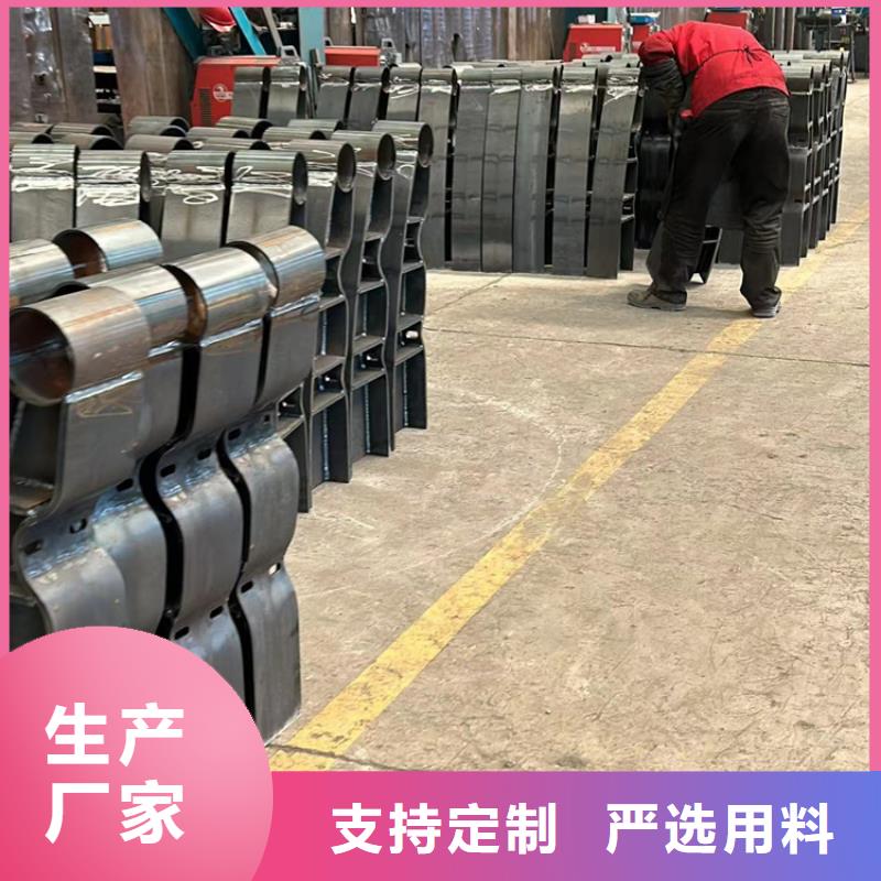 質量靠譜的公路三橫梁防撞護欄廠家