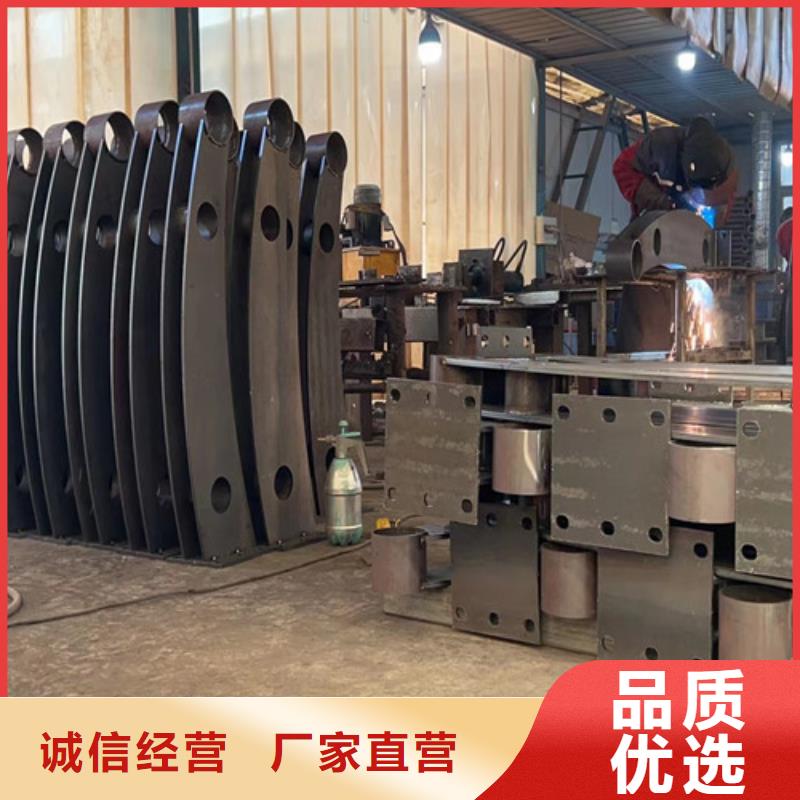 桥上的防撞护栏_欢迎您