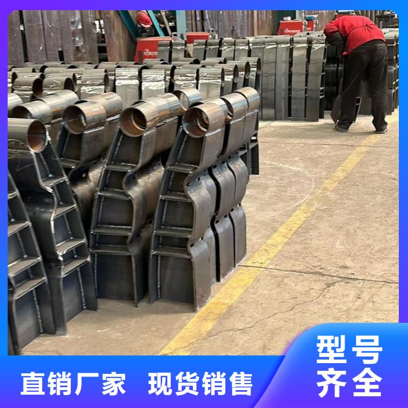 不銹鋼復(fù)合管橋梁護欄原廠直銷