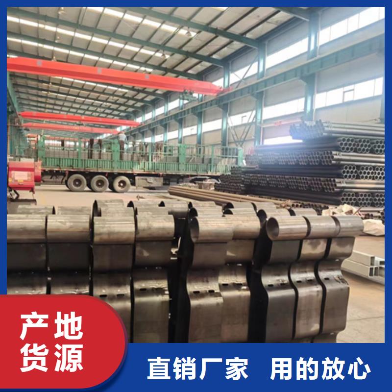304不銹鋼復(fù)合管橋梁護(hù)欄施工報(bào)價(jià)