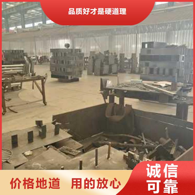 公路防撞燈光護欄廠家供貨