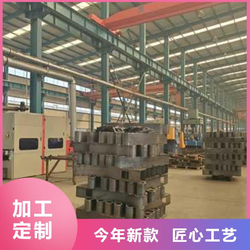 馬路邊護(hù)欄生產(chǎn)與設(shè)計(jì)