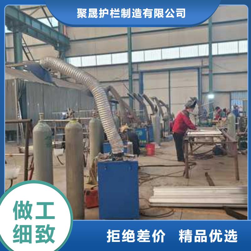 鍍鋅防撞護欄廠家批發價-讓您滿意