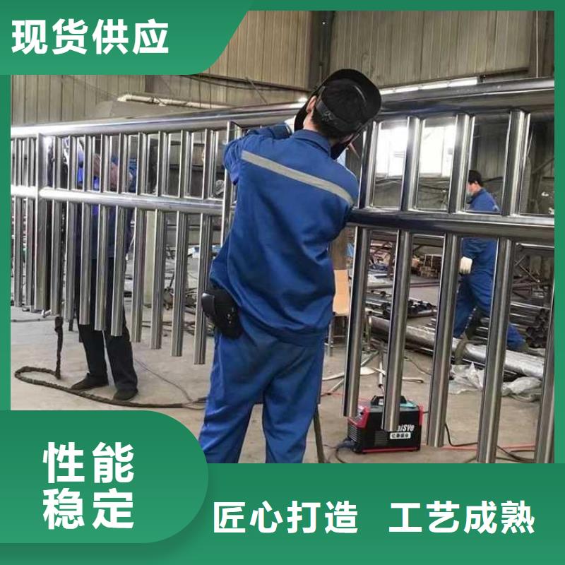 橋上不銹鋼拉索欄桿選材用心