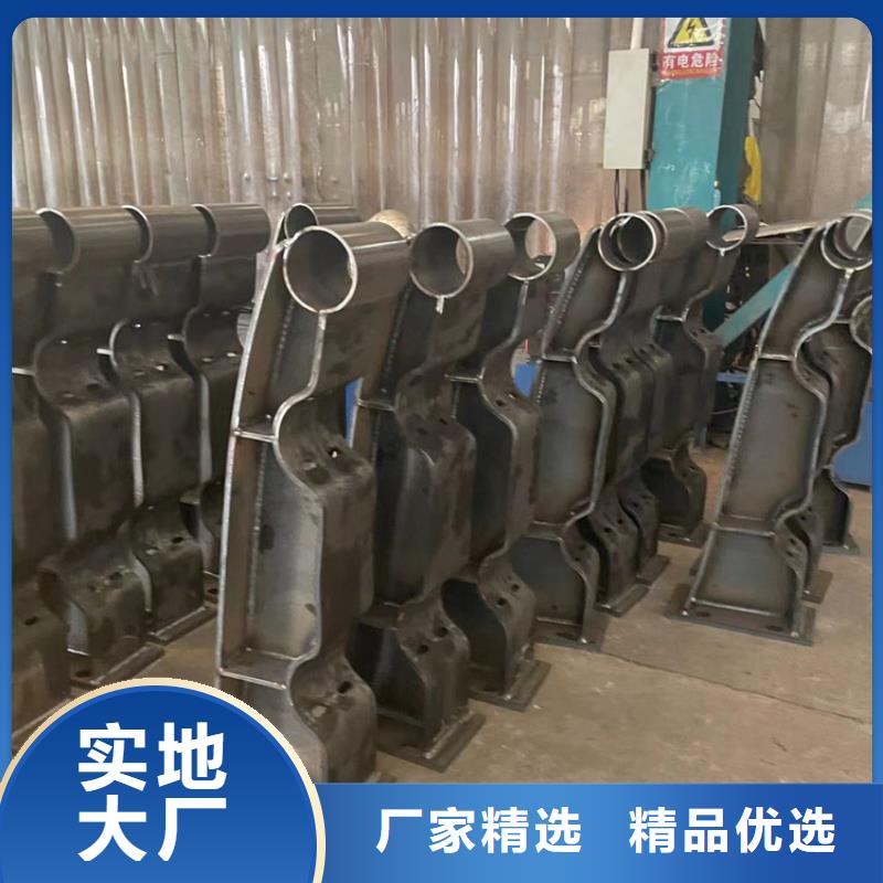 生產(chǎn)不銹鋼橋梁護(hù)欄的當(dāng)?shù)貜S家