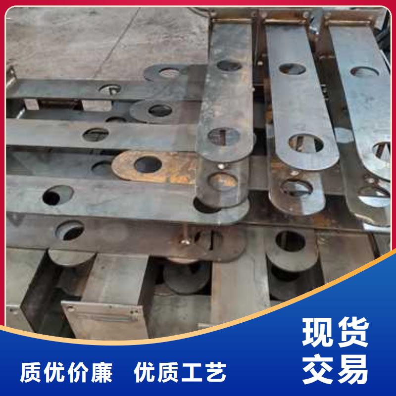 不銹鋼復(fù)合管欄桿廠家-可來(lái)廠考察