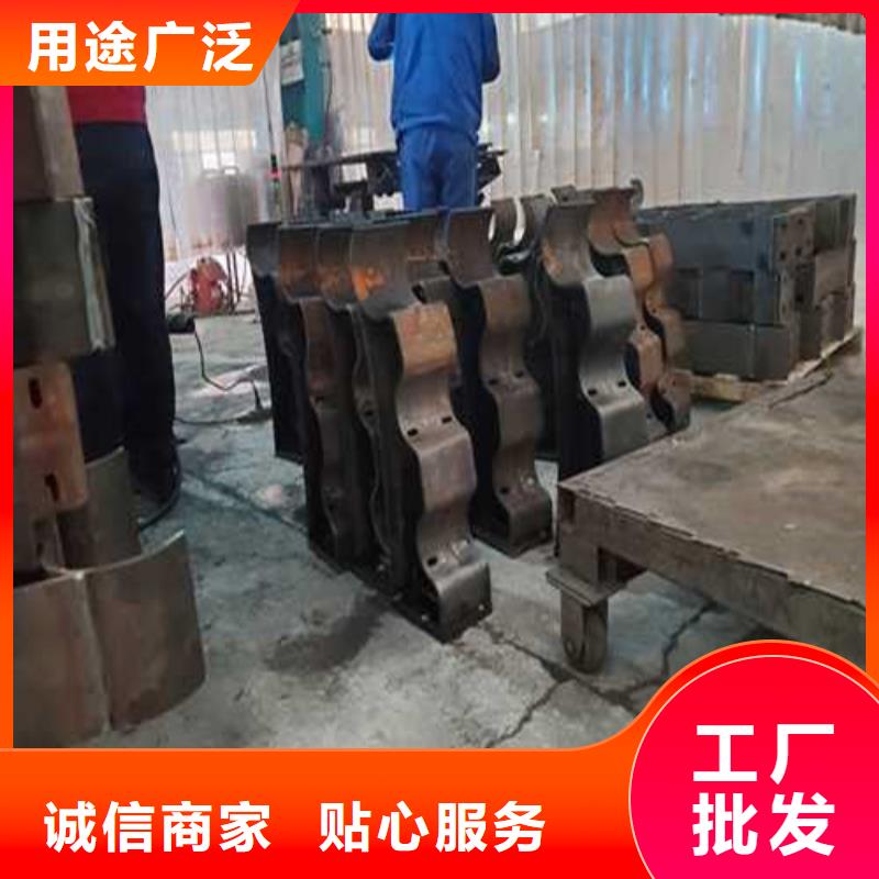 304不銹鋼碳素鋼復(fù)合管特殊規(guī)格可定做