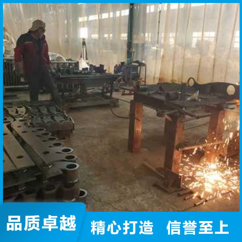 钢丝绳护栏国道抗冲击围栏好产品不怕比