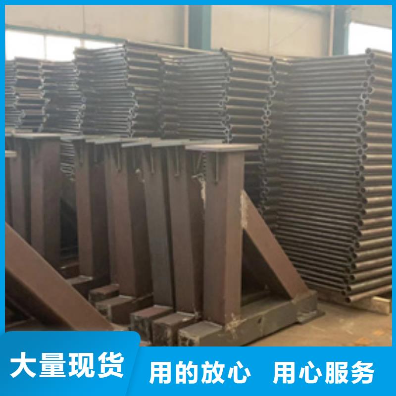 拉索三橫梁防撞護(hù)欄加工定制