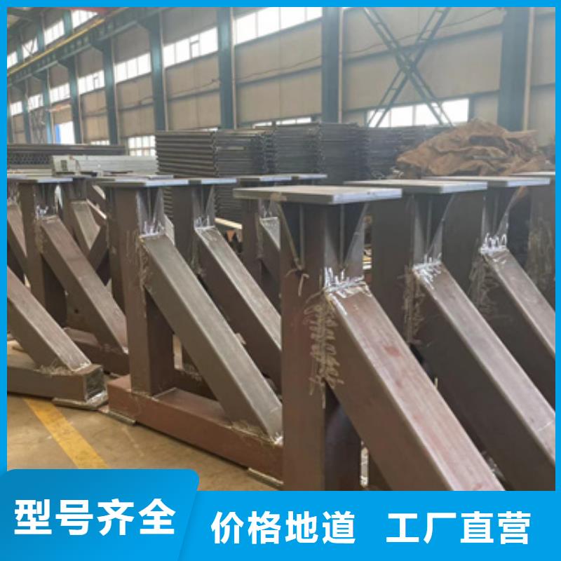 公路防撞護(hù)欄產(chǎn)地直銷