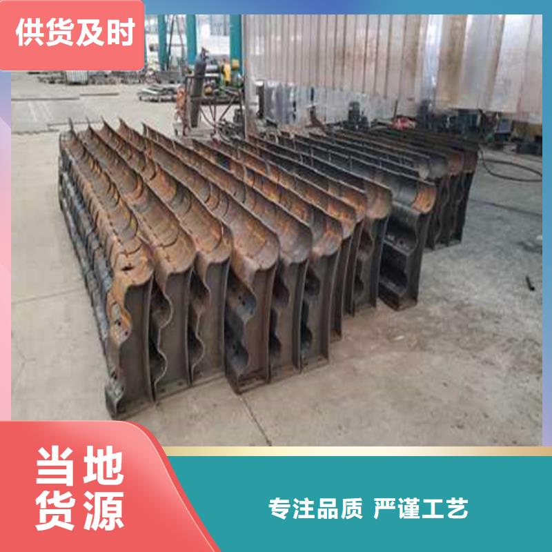 201不銹鋼復合管橋梁護欄廠家低價出貨